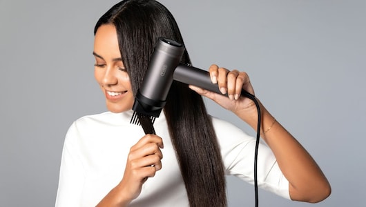 Trimmer, Straightener, Dryer... Personal Care Essentials पर आया है बंपर 33pc डिस्&zwj;काउंट, खरीदने की मच गई होड़