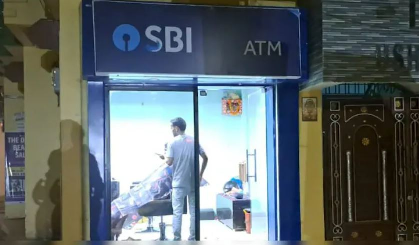 SBI ATM Turns Into Hair Salon In Patna, Internet Reacts