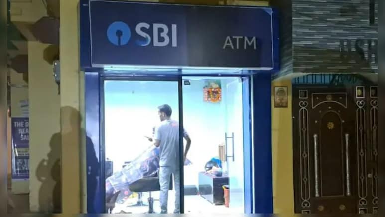 SBI ATM Turns Into Hair Salon In Patna, Internet Reacts