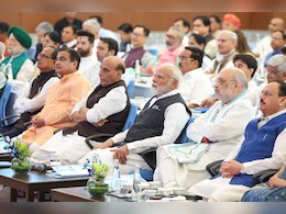 प्रधानमंत्री मोदी के सामने पेश हुआ मंत्रालयों का रिपोर्ट कार्ड, हरकत में आए मंत्री