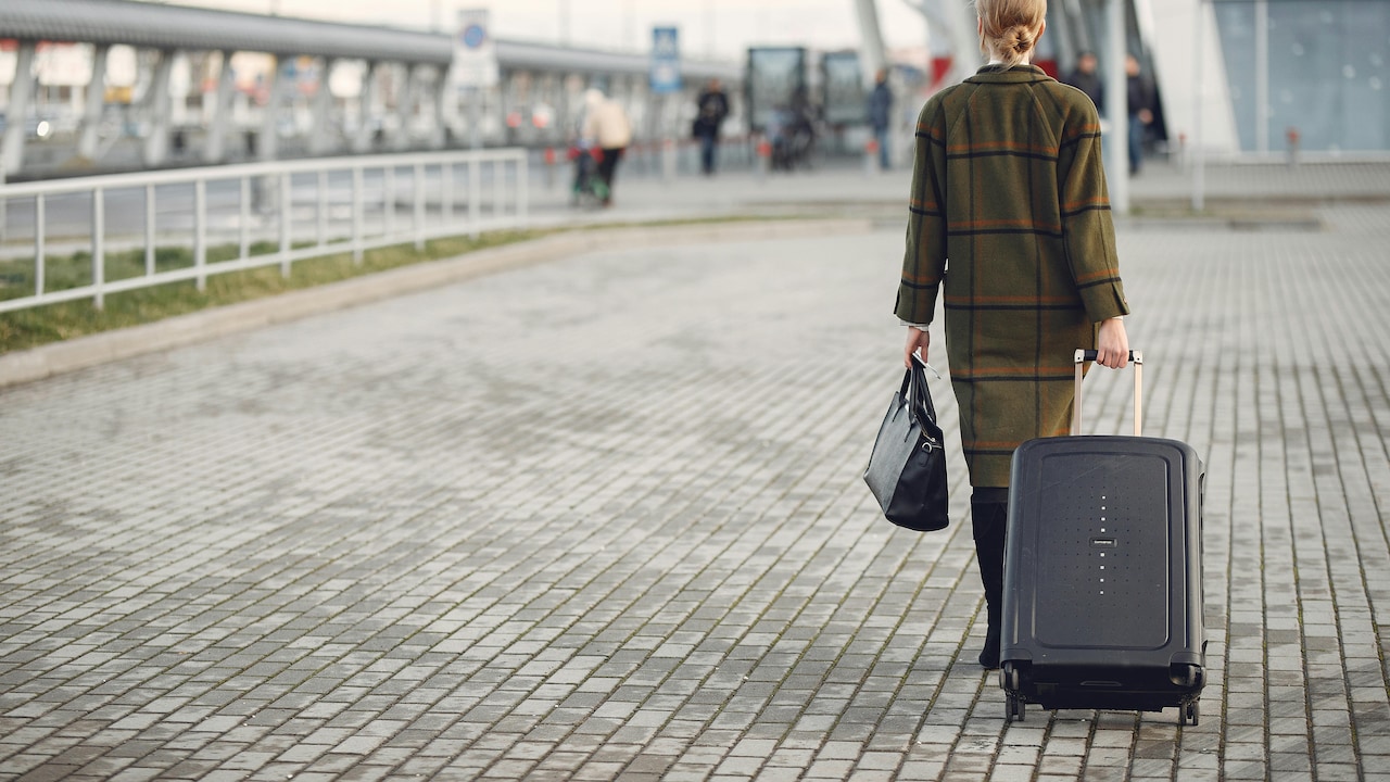 Buying Budget Luggage? Must-Have Durable Features To Avoid Disasters