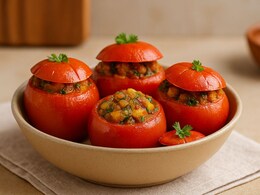 This 15-Minute Bharwa Tamatar Recipe Makes A Simple Lunch Feel Special