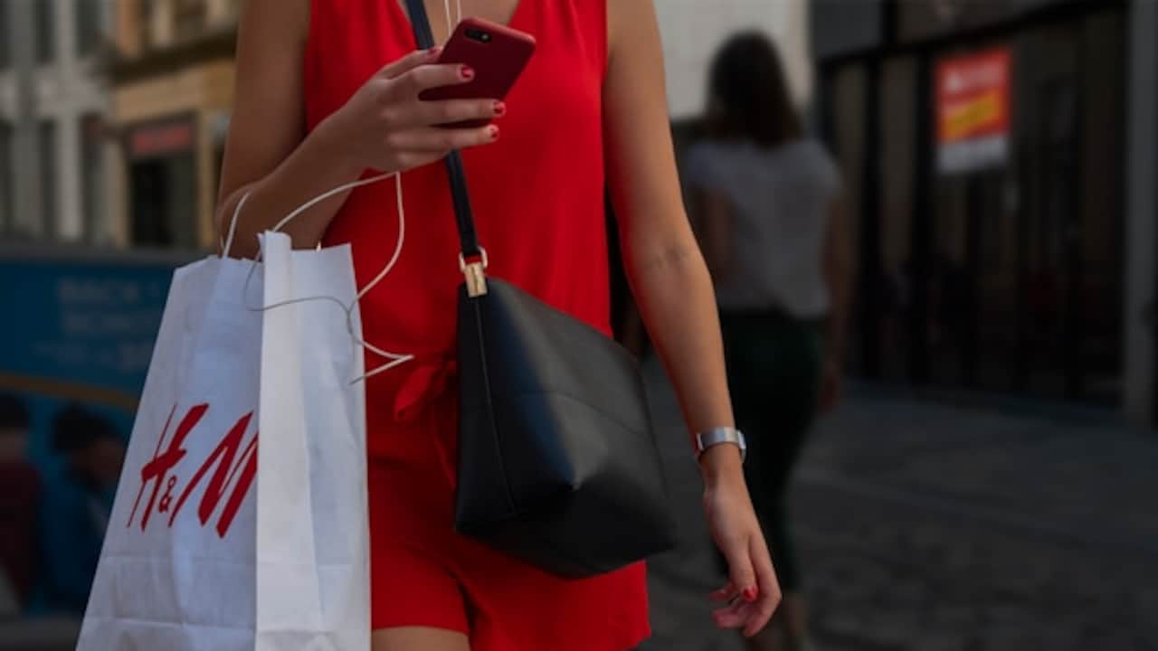 H&M shines as Brand Of The Day On Myntra End Of Reason Sale H&M shines as Brand Of The Day On Myntra End Of Reason Sale