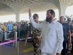 PM मोदी की अपील का असर, डिप्टी सीएम एकनाथ शिंदे निजी विमान छोड़ एयर इंडिया की फ्लाइट से दिल्ली पहुंचे