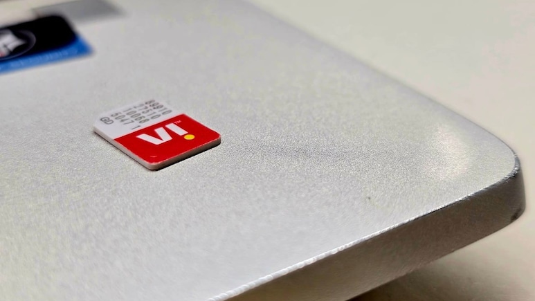 Vodafone Shares Jump 8% Amid Plans To Consider Fund Raising