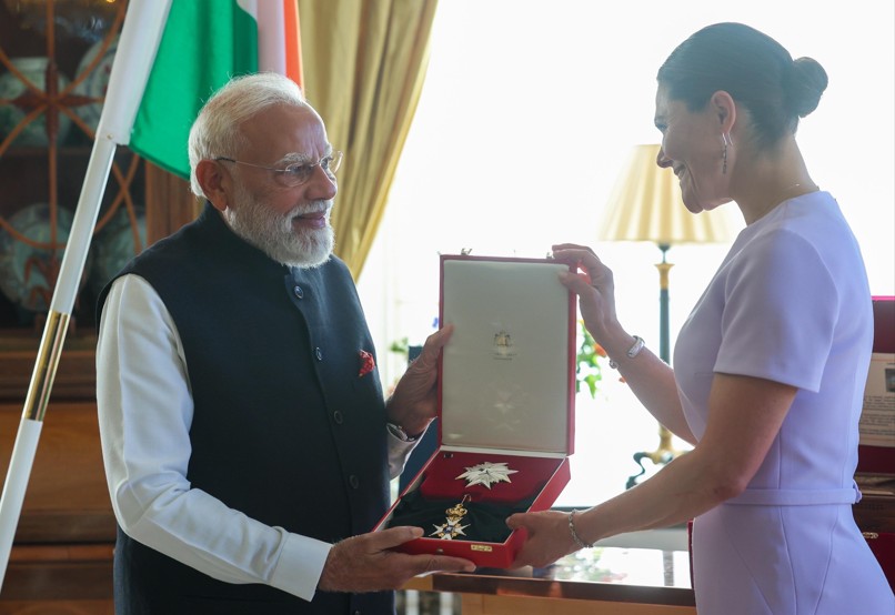 स्वीडन ने PM मोदी को दिया सर्वोच्च सम्मान, 'रॉयल ​​ऑर्डर ऑफ पोलर स्टार कमांडर ग्रैंड क्रॉस' से किया सम्मानित