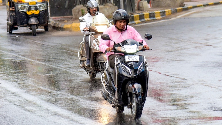 Rain Alert: फिर होगी झमाझम बारिश, यूपी से पंजाब-हरियाणा तक बादल छाएंगे, ओले और बिजली गिरने का अलर्ट