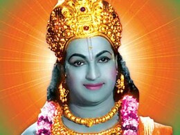 17 बार भगवान कृष्ण बने ये सुपरस्टार, भगवान मानकर फैंस छूने लगते थे पैर, इस राज्य के रहे मुख्यमंत्री