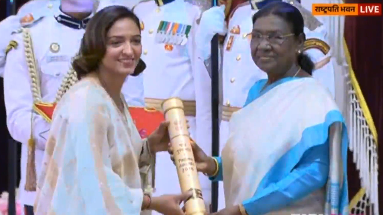 Women's Cricket Team Captain Harmanpreet Kaur Honoured With Padma Shri Award
