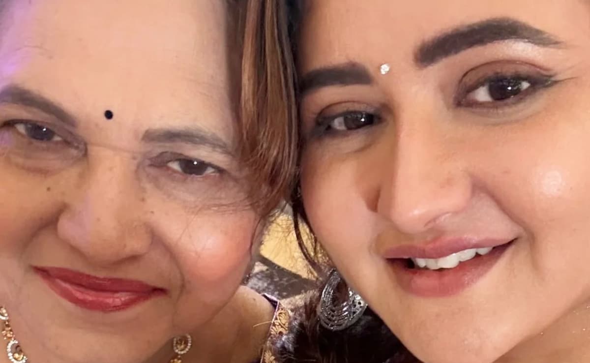 'जैसे जिंदगी खत्म हो गई हो' रश्मि देसाई ने बताया जीवन का सबसे बुरा दौर, कहा- मां को कर दिया था ब्लॉक