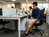 Check Your Legs For These 3 Warning Signs of Poor Blood Circulation Check Your Legs For These 3 Warning Signs of Poor Blood Circulation