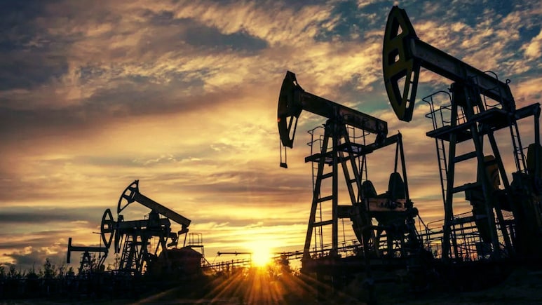 Global Oil Inventories May Face 'Operational Stress' By Mid-June Amid Iran Crisis, Warns JPMorgan
