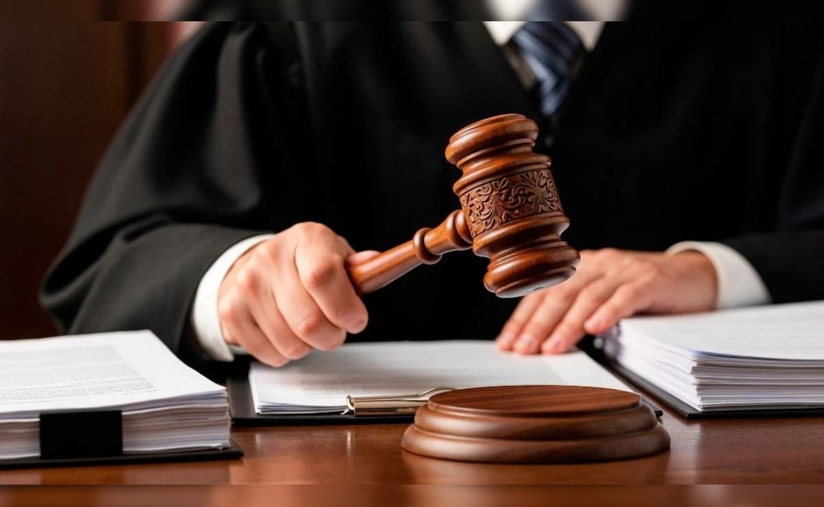Lok Adalat: नोएडा में 9 मई को लगेगी राष्ट्रीय लोक अदालत, जानें कहां जाना होगा और किन-किन मामलों का होगा निपटारा