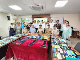 CEIR पोर्टल से देशभर से 571 मोबाइल खोजे, करोड़ों की संपत्ति लौटाई; ग्वालियर साइबर सेल की बड़ी सफलता