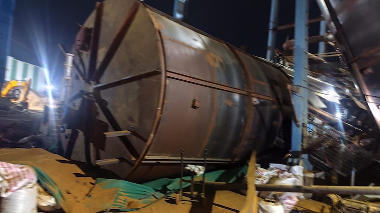MP के इथेनॉल प्लांट में बड़ा हादसा, नरसिंहपुर की शुगर मिल में डीडीएस टैंक गिरने से दो मजदूरों की मौत