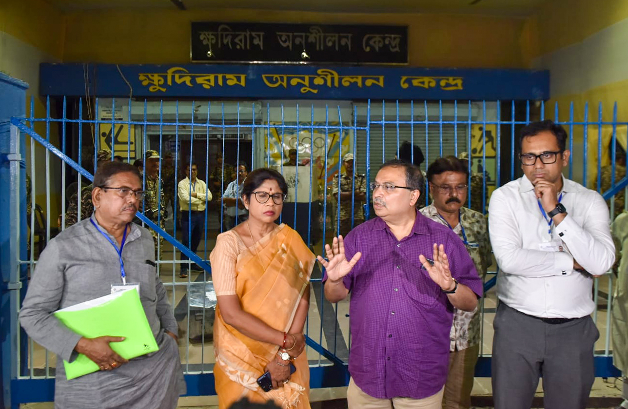 तो सिस्टम पर से भरोसा उठ जाएगा... TMC ने चुनाव आयोग से कहा- स्ट्रॉन्ग रूम CCTV का चौबीसों घंटे एक्सेस दीजिए