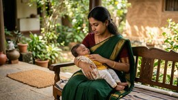 Breastfeeding Burnout Explained: Signs New Mothers Shouldn't Ignore