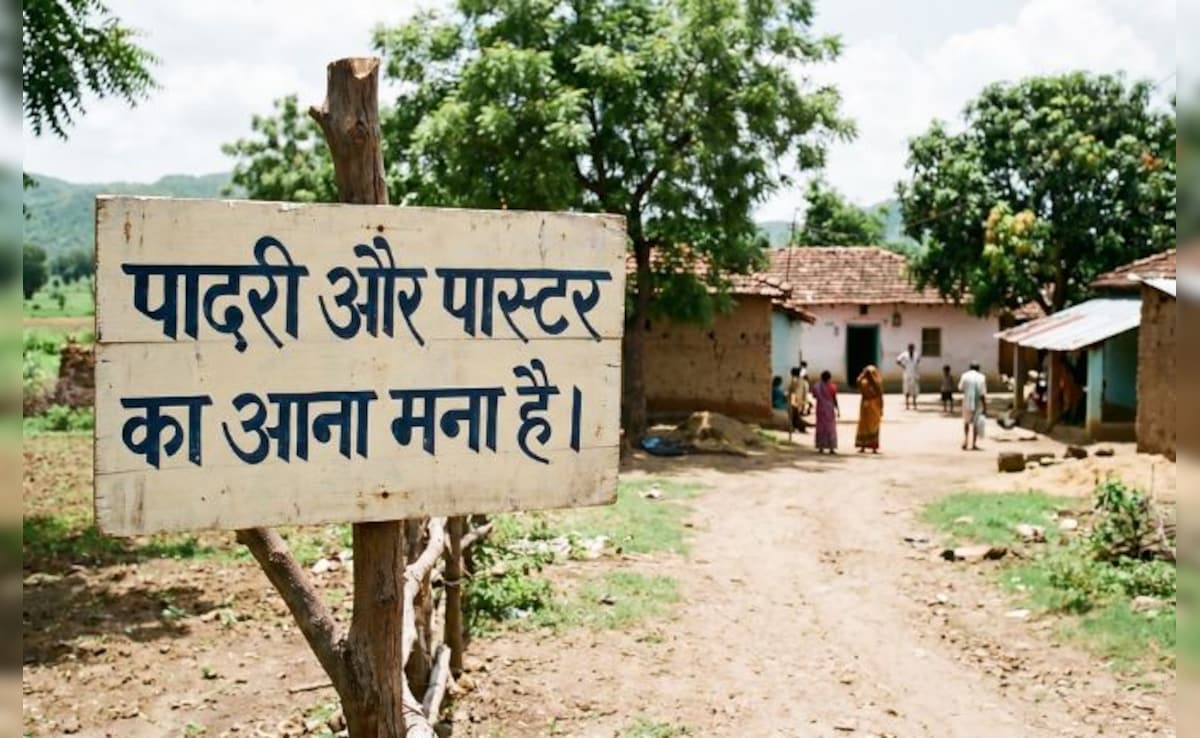 छत्तीसगढ़ के गावों में पादरी और पास्टर हुए बैन! क्या अब नई 'जंग' की ओर बस्तर?