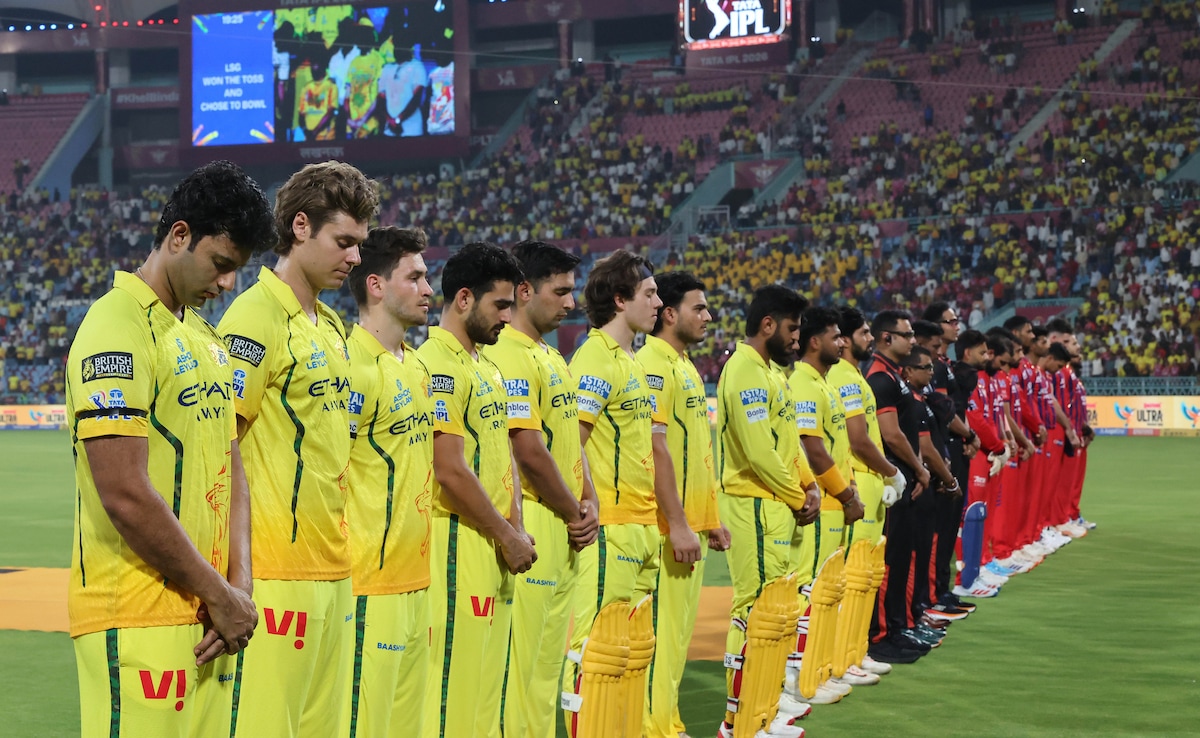 Chennai Super Kings, Lucknow Super Giants Players Observe A Minute Of Silence Ahead Of IPL Clash. Heres Why