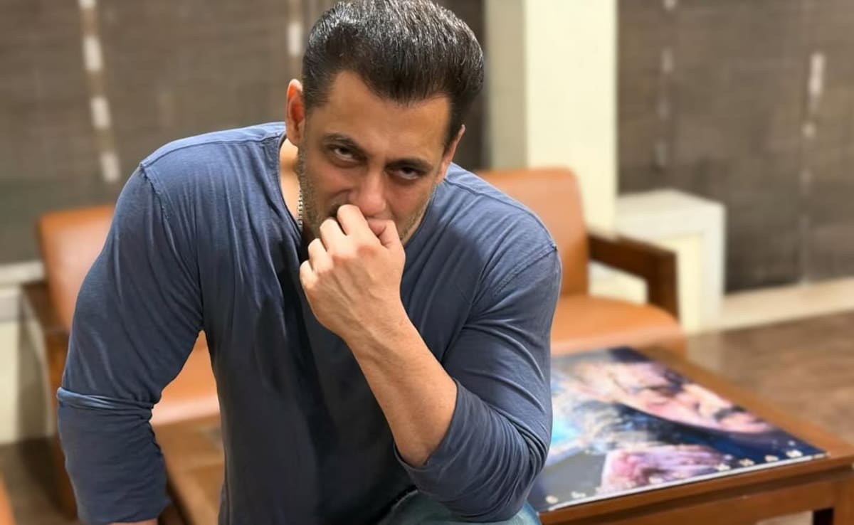 सलमान खान के गुस्से से घबराए पैप्स भाई को देखते ही कहने लगे सॉरी-सॉरी, दबंग खान बोले- जोर से बोलो