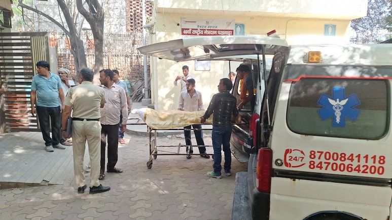 दिल्ली: NEET एग्जाम रद्द से परेशान छात्रा ने किया सुसाइड! परिजन बोले- अच्छी रैंक की थी उम्मीद