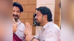 'कलयुग' में श्रवण कुमार जैसे भाई! बहन की वफादारी का दिया ऐसा सिला, देख रो पड़ा पूरा इंटरनेट