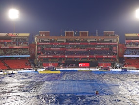 RCB vs KKR LIVE Score, IPL 2026: Bad News For KKR After Rain; Pitch Inspection Time Revealed