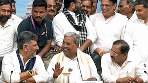 After Resignation, Siddaramaiah Shakes Hands With NDTV Reporters