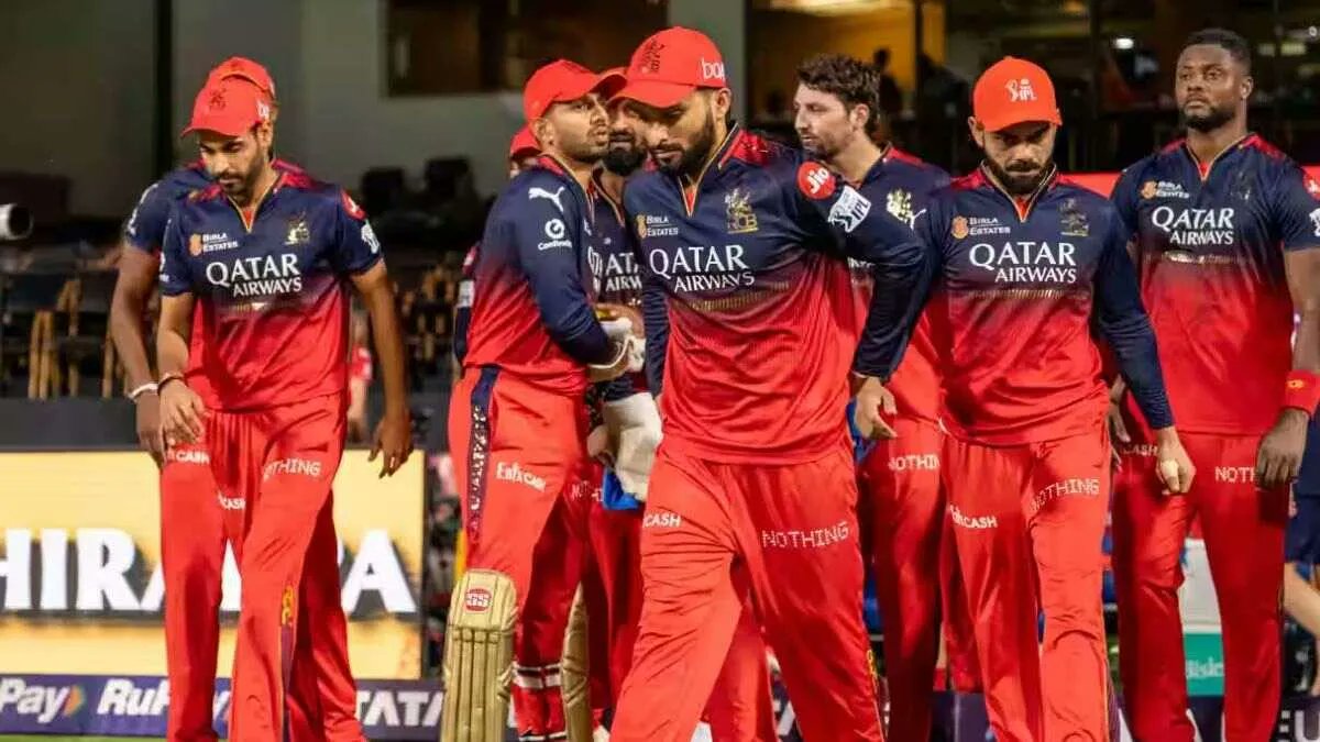 IPL 2026: भारतीय दिग्गज ने कर दी भविष्यवाणी, इस टीम को मात देते हुए फाइनल खेल रही है RCB
