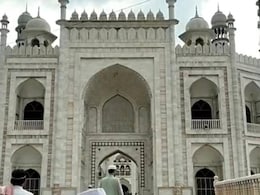 देवबंद में मस्जिद के नीचे शिव मंदिर होने का दावा, हिंदू संगठन के नेता बोले- शिवलिंग नहीं मिला तो फांसी दे देना