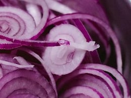 Heatwave Alert: Should You Avoid Eating Raw Onions In Extreme Heat?