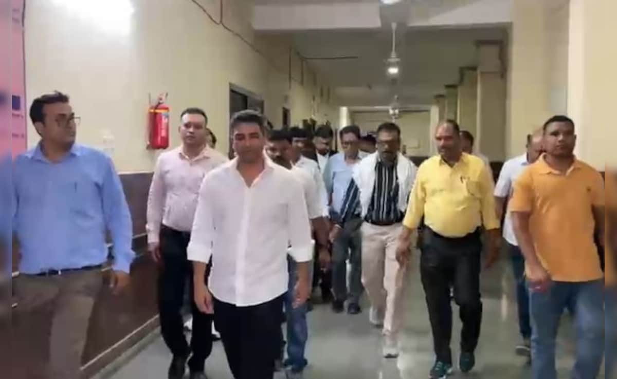 छत्तीसगढ़ आबकारी घोटाला: 100 करोड़ से ज्यादा की गड़बड़ी, EOW‑ACB की कार्रवाई में सात गिरफ्तार