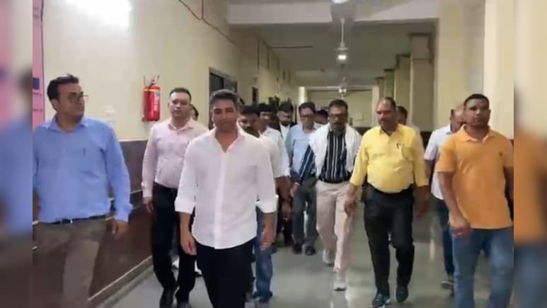 छत्तीसगढ़ आबकारी घोटाला: 100 करोड़ से ज्यादा की गड़बड़ी, EOW‑ACB की कार्रवाई में सात गिरफ्तार