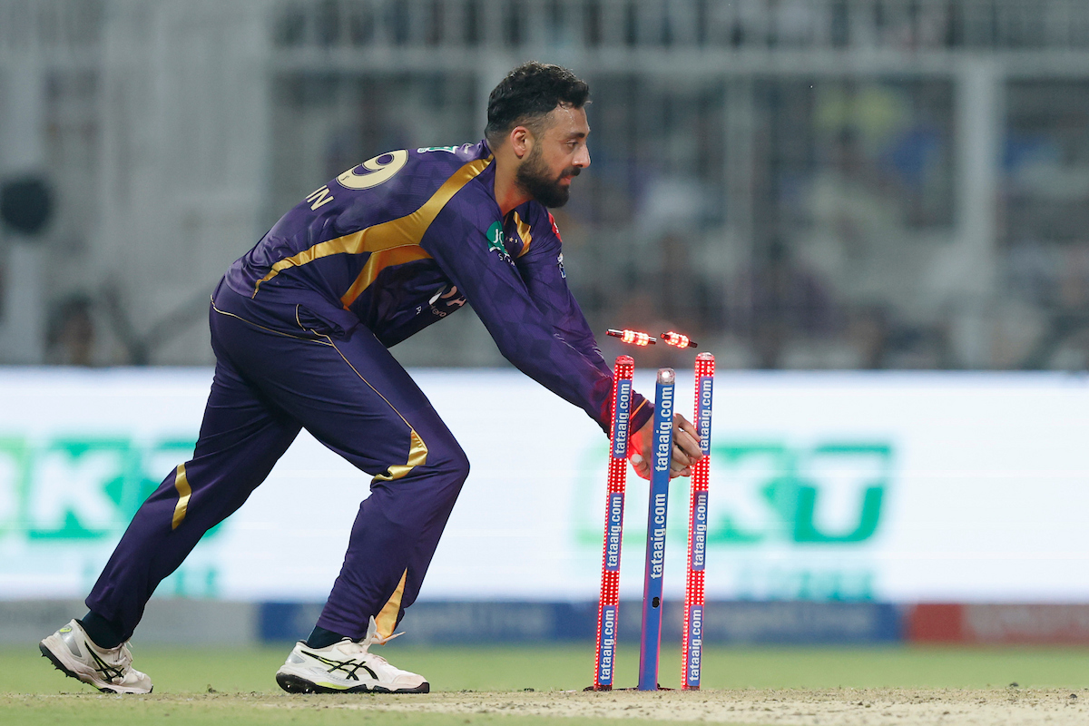 KKR Break Silence On Varun Chakravarthy Playing Despite Hairline Fracture
