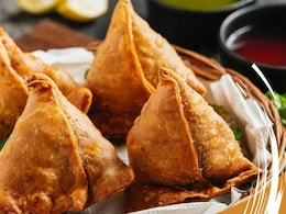Make Flaky Halwai-Style Samosa At Home With These Tips