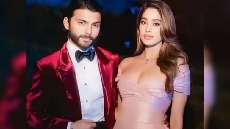 Janhvi Kapoor's Rumoured Boyfriend Shikhar Pahariya Calls Her 'Lady Don' After <i>Peddi</i> Trailer Release