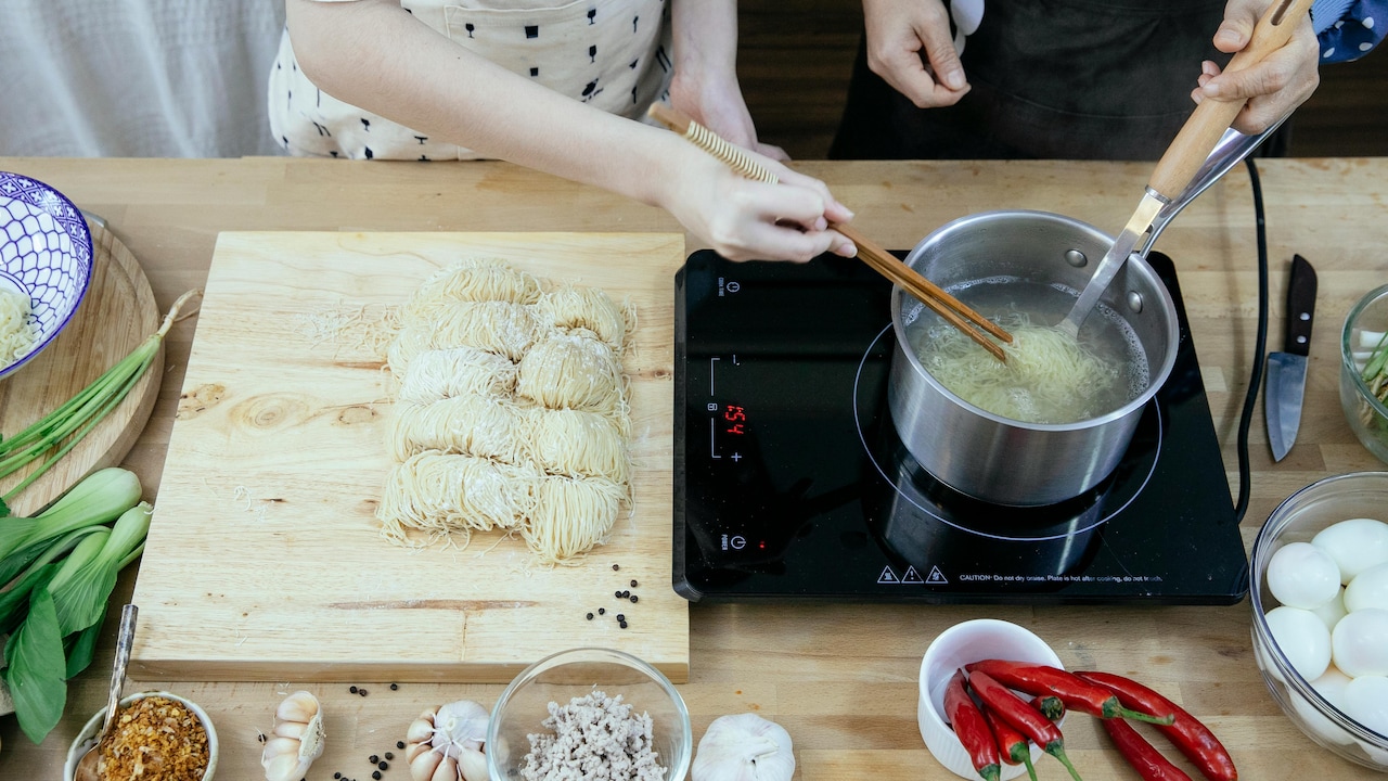 Common myths that make people choose gas stoves over induction cooktops