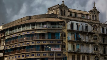 Over 800 Buildings Categorised 'Extremely Dangerous' As Mumbai's Housing Safety Crisis Worsens