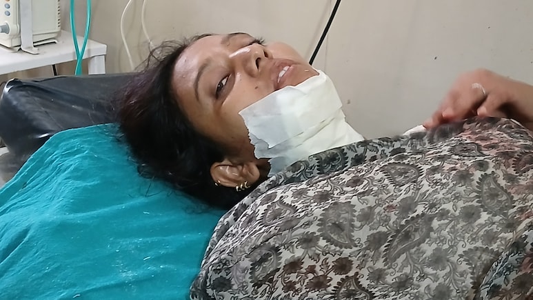 बांसवाड़ा: सिरफिरे युवक ने घर में घुसकर महिला पर किया ब्लेड से जानलेवा हमला, शरीर पर आए 25 टांके