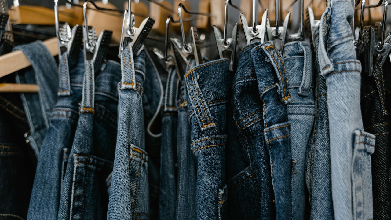Jeans That Twist At The Seam After Wash: What Is Causing It?