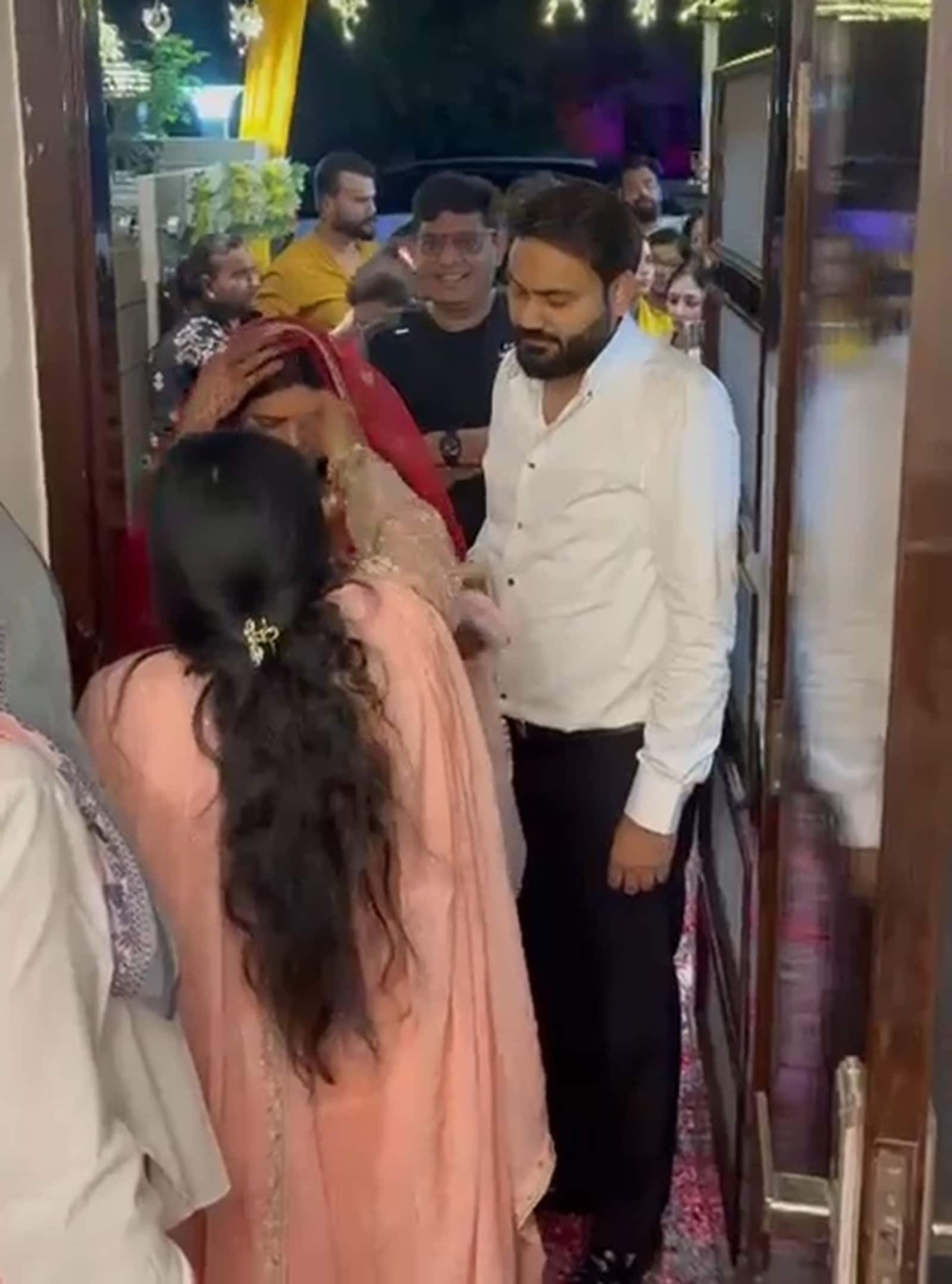 सोलन में शादी... मेरठ में गृह प्रवेश: जिला पंचायत अध्यक्ष गौरव और मोनिका की शादी की इनसाइड स्टोरी