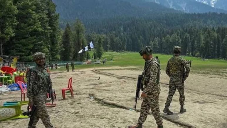 Pahalgam Attack: दहशतवादी कोणत्या रस्त्याने आले? कुठे थांबले? कोणी केली मदत?  NIA चार्जशीटमध्ये मोठा खुलासा