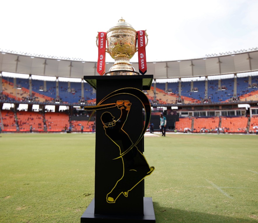 IPL 2026 की ट्रॉफी कितना कीमती है, किसने बनाया, कहां बना?