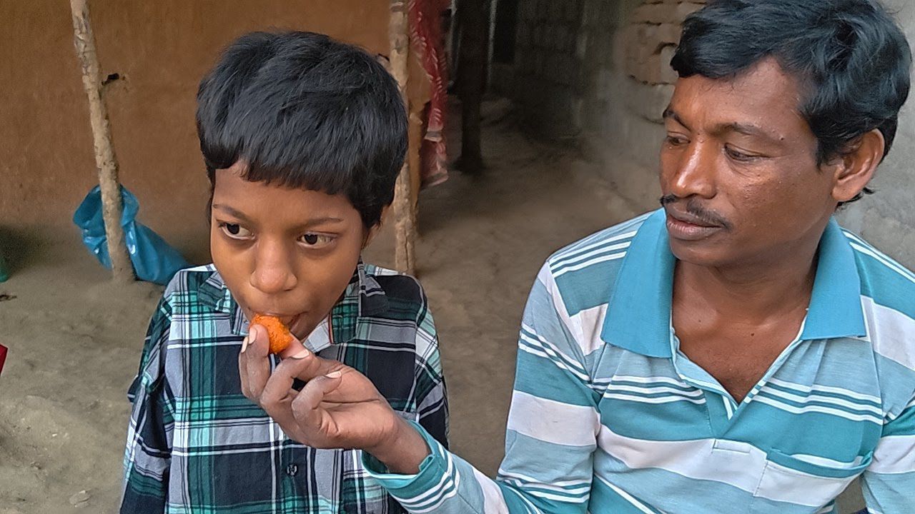 Odisha Board Exam: पिता के साथ लक्ष्मी