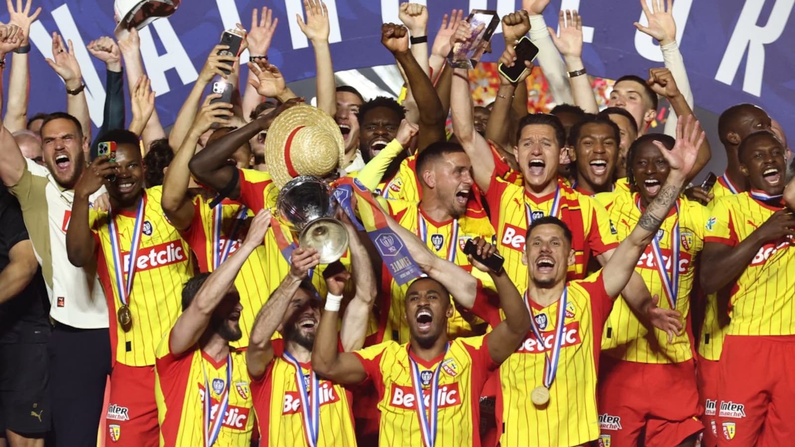 Lens Beat Nice To Win French Cup For First Time