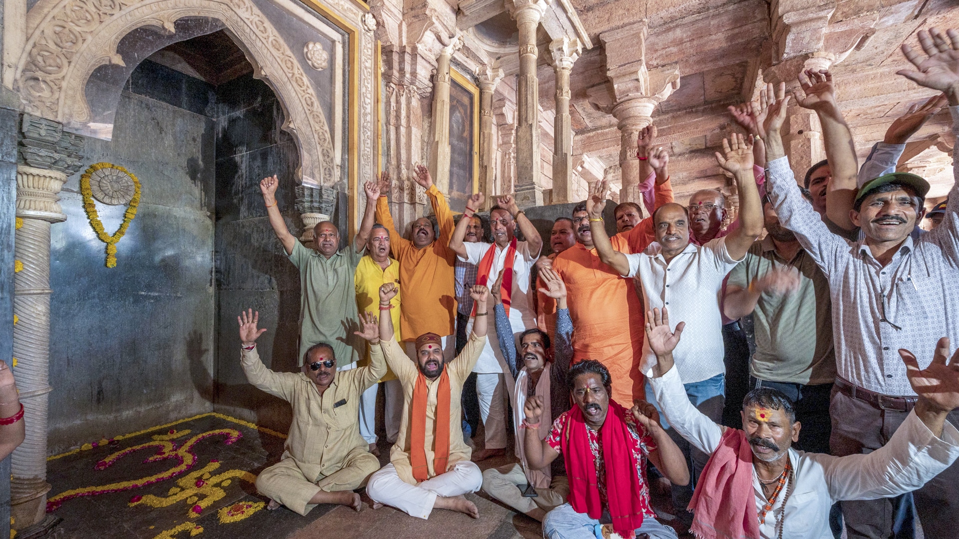 Big Bhojshala Verdict: Hindu Prayers Allowed, Muslim Side To Move SC