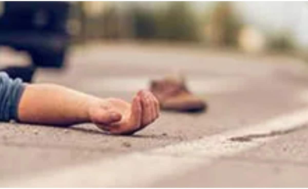 Bihar Road Accident: छपरा में दर्दनाक सड़क हादसा, पिकअप पलटने से 4 आर्केस्ट्रा कर्मियों की मौत; 5 घायल