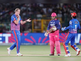 IPL 2026 RR vs DC: वैभव सूर्यवंशी को आंख दिखाने वाले काइल जैमीसन पर गिरी गाज, जुर्माने के साथ-साथ डिमेरिट प्वाइंट भी लगा