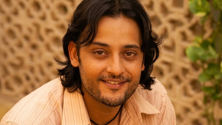 मनीषा कोइराला का 'अनवर' भाई, एक्ट्रेस ने बर्थडे पर शेयर की फोटो, 'मौला मेरे मौला' एक्टर 19 साल बाद दिखते हैं ऐसे