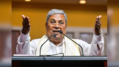 Siddaramaiah's Resignation Officially Accepted By Karnataka Governor; D K Shivakumar Set To Take Over
